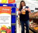 周二欧市盘中，现货黄金早隔夜强劲涨势的基础上进一步攀升，升至逾一个月高位，逼近1240美元水平。在上日尾盘的小幅回撤后，一系列支持的因素帮助贵金属连续第二日...