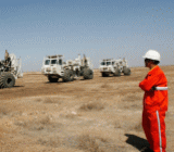 原油期货价格下滑，因交易员在市场上涨数日后了结获利；此外美国石油出口增长的前景，以及伊拉克提升南部港口的石油出口量，打压了多头人气。此前正面的市场氛围推动布伦特原油升穿每桶60美元。