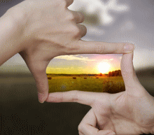 数据显示，11月韩国芯片产量同比增长42%，为2017年初以来的最大增幅；出货量则猛增80%，达到2002年底以来的最快增速。与此同时，库存增长了...