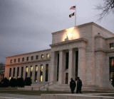 美联储本周三(10月11日)公布的9月19-20日政策会议纪要显示，决策者对通胀加速上升的前景，以及在通胀停滞情况下放缓升息步伐进行了深入的讨论。