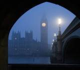 英国央行本周四(6月21日)的政策会议料将不会给陷入困境的英镑带来欢呼，因不完整的经济数据给英国收紧货币政策的前景蒙上阴影。