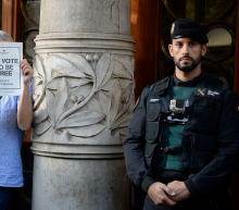 部分加泰罗尼亚官员和公务员可能不会听从中央政府派来接管各项权力的官员的指挥，“未来几天局势可能急剧紧张！”