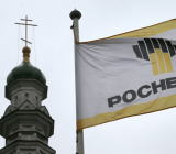 俄罗斯石油公司（Rosneft）签订了10艘42000载重吨的北极穿梭油船订造协议，北极石油开发加速