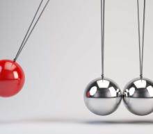 多国制造业PMI降至荣枯线下，市场恐慌情绪增加，股市纷纷遭抛售，恒指受外围影响难走强