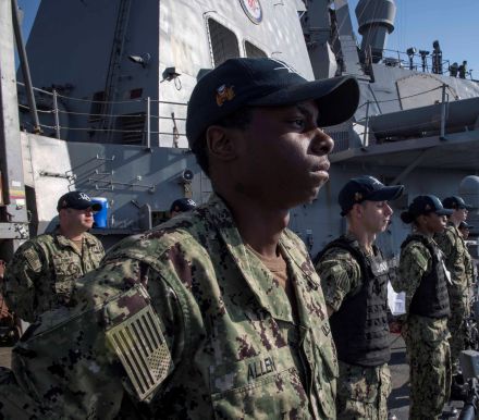 高盛：中东地缘政治风险升级，WTI油价将涨至72美元