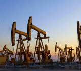 ����EIAԭ�Ϳ�汨���������ͼ����Ƴ�������������ͷ�ԡ�Ϊ��ԭ�Ϳ�潵����Ԥ�ڣ����ͼ�ȴδ��������������ʵ�ϣ�����п���������ԭ�Ͳ�����Ĺ�������EIAԤ�⣬����ԭ�Ͳ�����λ�ͼ�ɱ����ʮ�·ݻ�����û��ô���š���