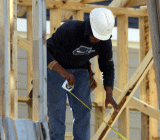 今日晚间20:30，美国劳工部将公布万众瞩目的7月非农数据。本文展示了本次数据中 值得重点关注的部分，同时揭示了ISM数据和非农就业数据的神秘关系。