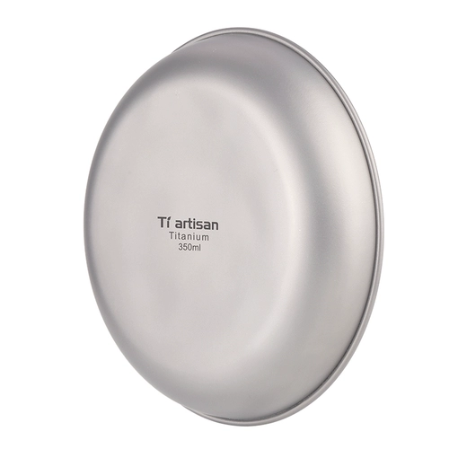 Титановый ремесленник на открытом воздухе