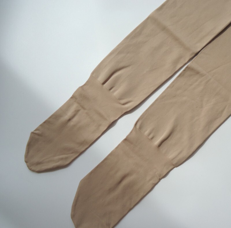 Highly Recommended Thick, Non-Sheer, Export-Quality Spanx Matte Tights for Autumn and Winter, Available at Department Stores, Mid-Calf Socks, Solid Color