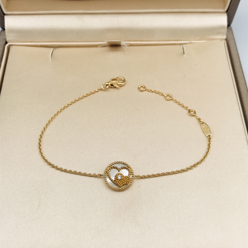 [9.8 New] Dior/Dior Women's Gold White Mother-Of-Pearl Heart Bracelet with Diamonds Limited Edition, Retail Price 1.6W