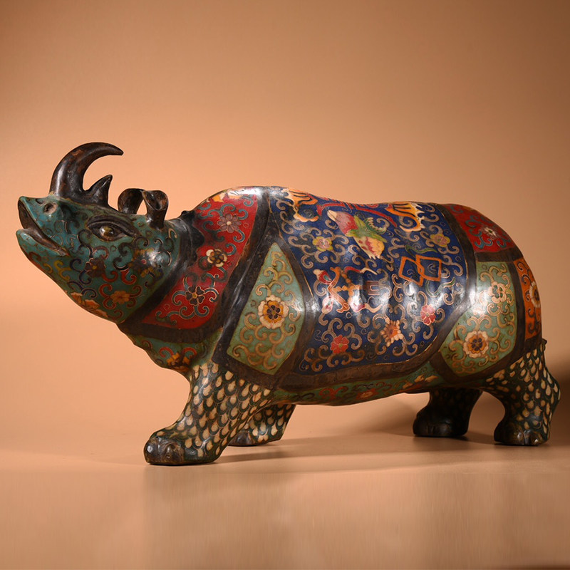 Pure copper worship household new Chinese ornaments collection cloisonne rhinoceros ornaments