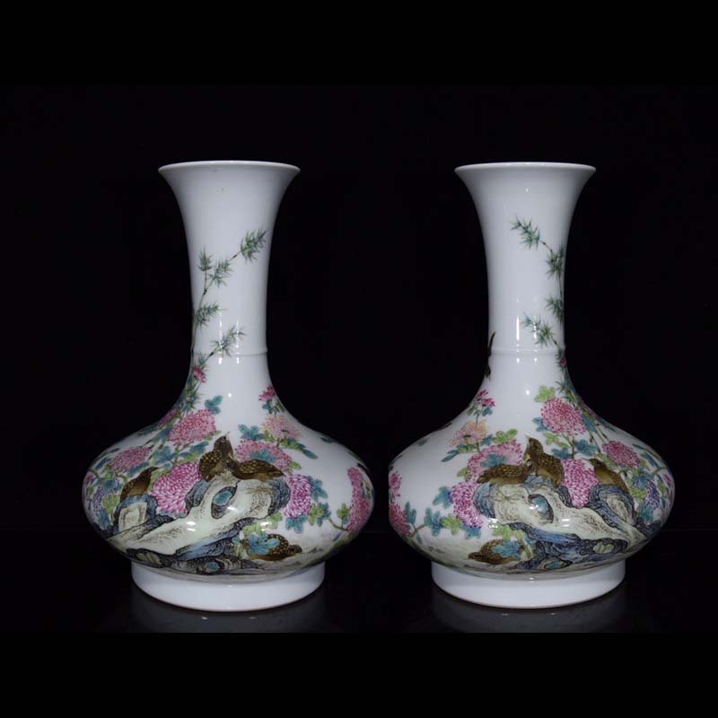CQ2658 Qing Yongzheng style pastel decoration bottle