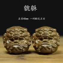 Vietnamese agarwood carving hand piece walnut solid wood health ball wooden craft gift decoration plate play practice