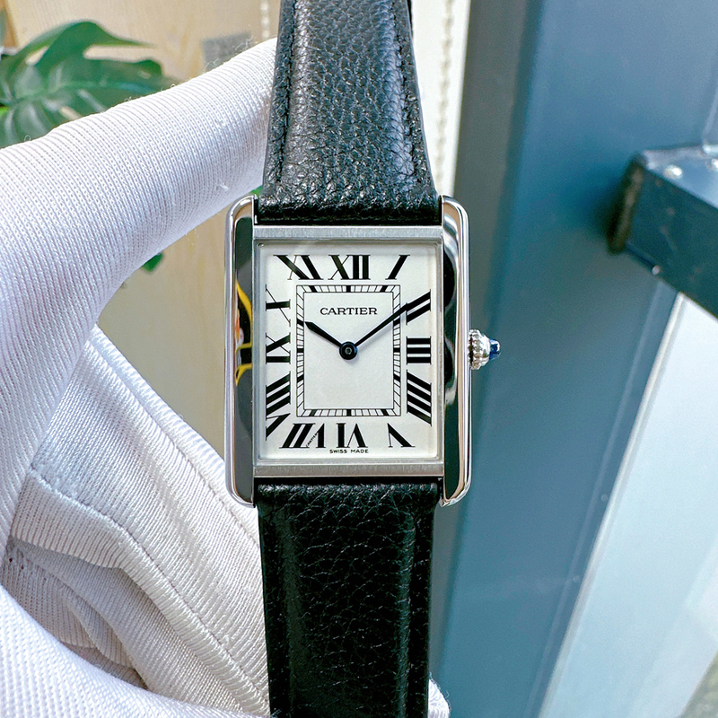 Direct Purchase Price for a Full Set of 98% New Cartier Tank Series Men's Watches Wsta0028 Large Size Quartz Swiss Watch