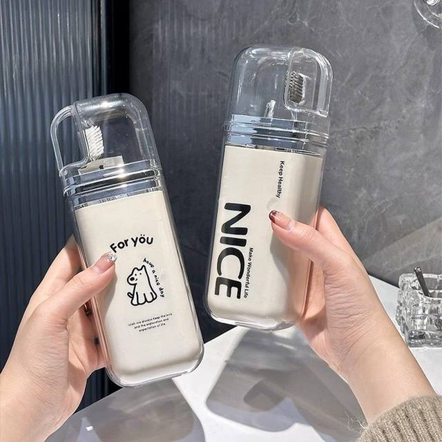 Travel and business trip toilet cup portable toothbrush storage box three-in-one mouthwash cup brush teeth tooth gargle cup set