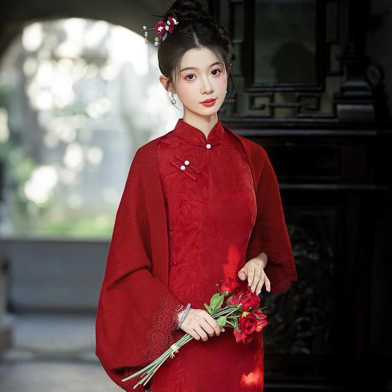 Red Cheongsam Shawl 2026 New Style Cardigan Coat for Weddings and Banquets, Versatile Cape, Fashionable and Stylish Red Cheongsam Shawl 2026 New Style Cardigan Coat for Weddings and Banquets, Versatile Cape, Fashionable and Stylish