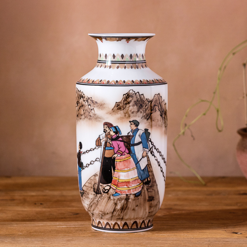 Old Porcelain Vase from the Cultural Revolution, 1960S-1970S, Hongjiang Daqiu Clay, Purely Hand-Painted Ornament, Chinese-Style Decoration, Collection Display