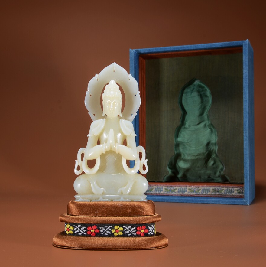 Hetian Jade Guanyin Statue Buddha Statue Wenwan Study Room Decoration Ruiping A2366