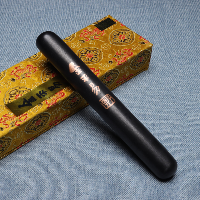 Jin is not easy] Hu Kaiwen old ink factory ancient method pure handmade 4 two 120 grams of oil smoke ink stick 1 ingot