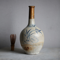 Li Dynasty period crane-headed vase dyed with a crane-headed flower in it