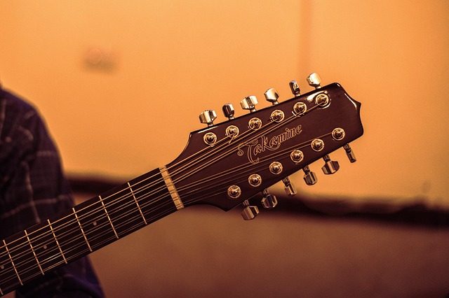 how do you hang a guitar on the wall