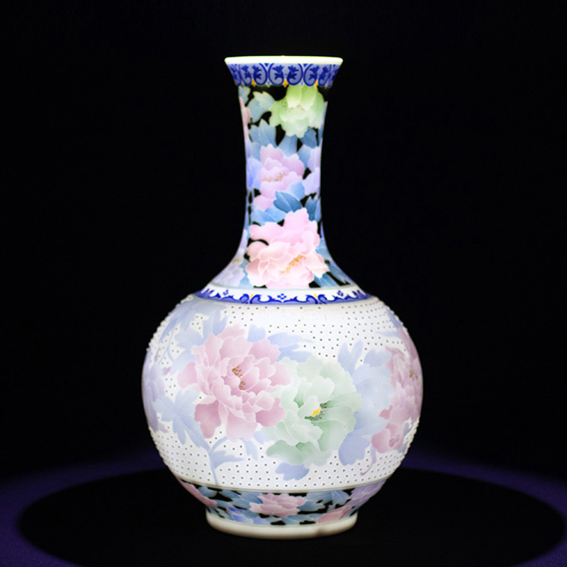 Chinese Ceramic Art Lifetime Achievement Award Provincial Arts and Crafts Master Yuan Shufan personally painted vase ornaments