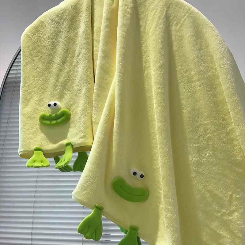 Big-Mouthed Duck Bath Towel, Adult Coral Velvet Absorbent Quick-Drying Wrap, Household Thin Non-Fading Shawl, Large Towel