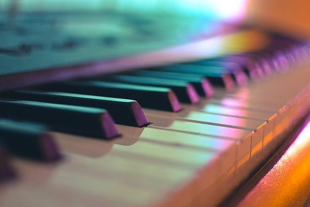 How to Self-Teach Piano: A Complete 2025 Guide