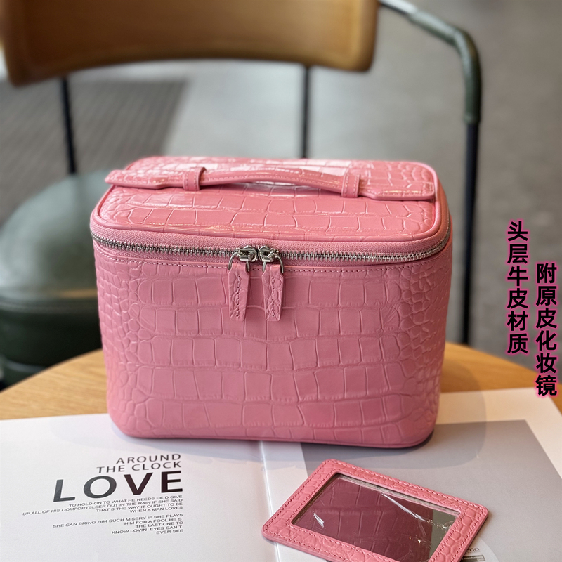 Pink Crocodile Pattern Cosmetic Bag 2026 First-Layer Cowhide Travel Toiletry Bag Portable Skin Care Product Genuine Leather Storage Bag