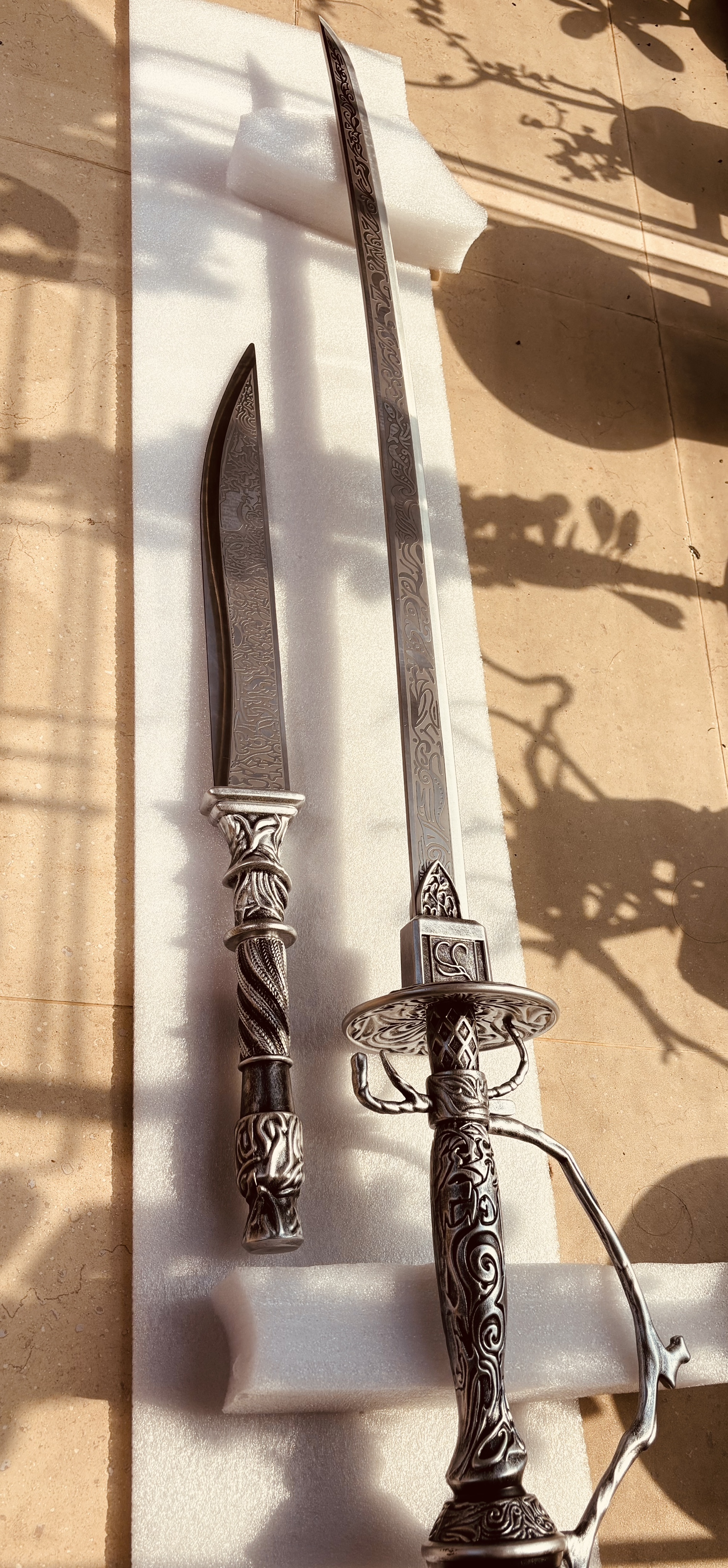 血の呪い落葉洛陽双刀 武蔵 【希少】高級 鑑賞用 武具 刀装具 模造刀 居合刀 血の呪い落葉洛陽双刀 武蔵 【希少】高級 鑑賞用 武具 刀装具 模造