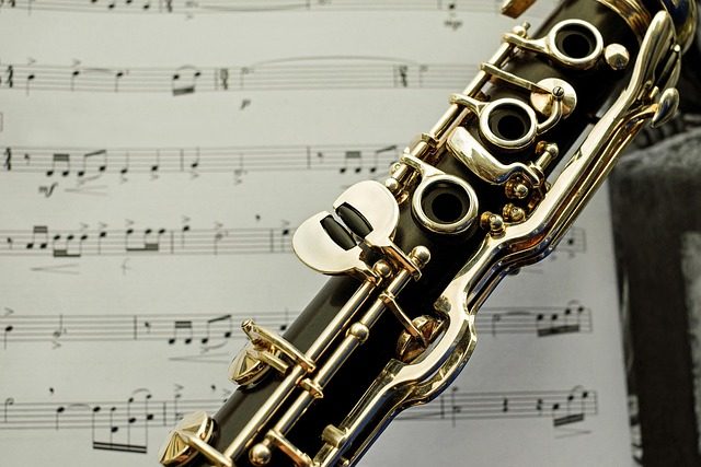 what are saxophones made of