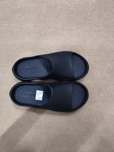 Колумбийские тапочки Размер 41, без коробки, один размер больше, чем обычный размер