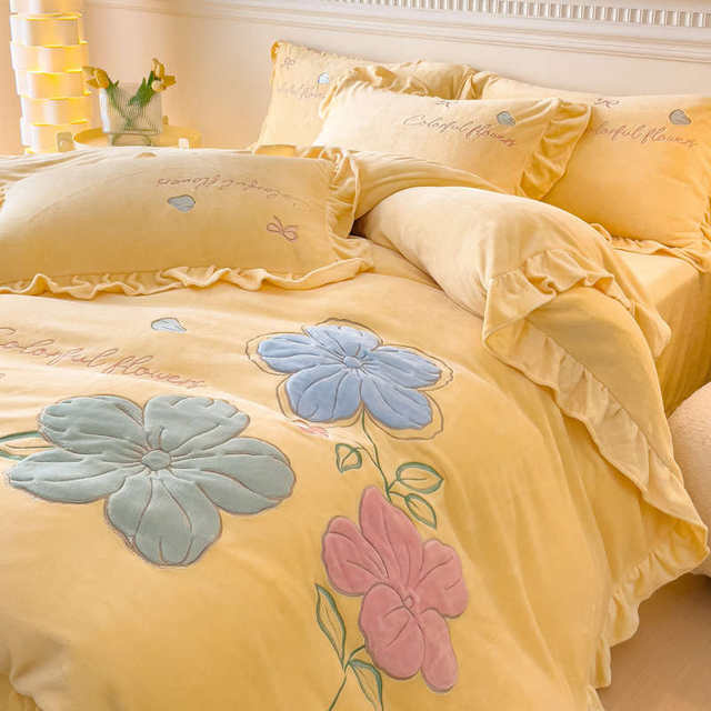 2023 new milk velvet embroidery four-piece set princess style pink coral velvet sheet quilt cover double-sided plus velvet cover