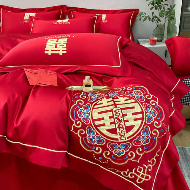 New wedding four-piece set wedding big red simple embroidered quilt cover bed sheet wedding quilt bedding