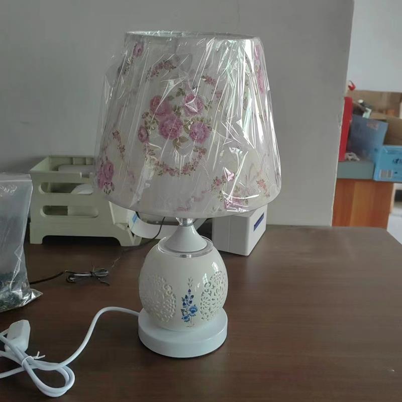 Authentic European ceramic table lamp, book, modern guest room, bedside lamp, feeding room, personalized bedroom, romantic style