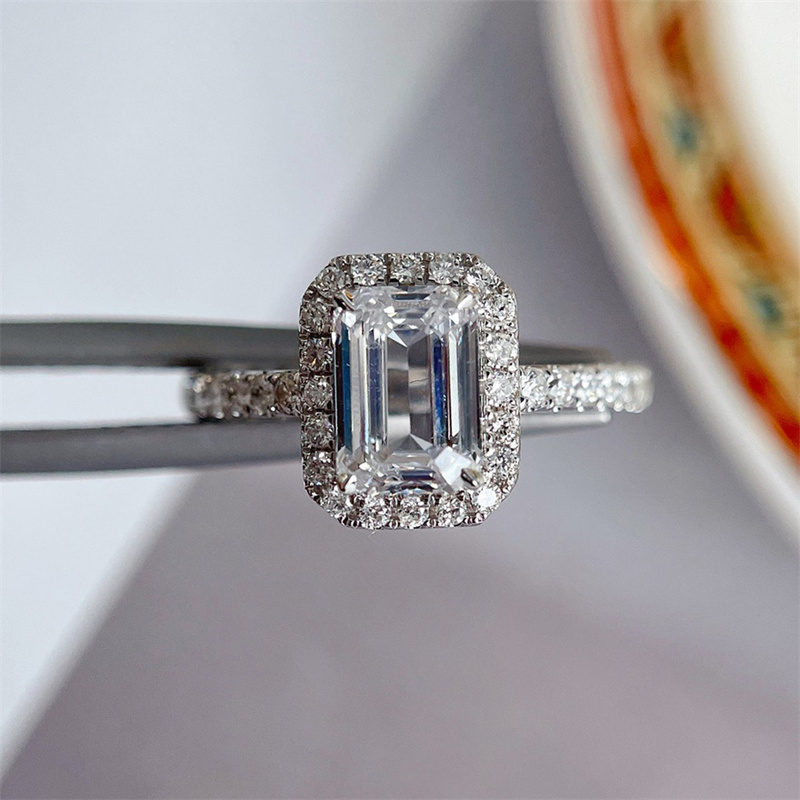 [Gia Diamond Ring] 1 Carat D Color Vs2 Clarity 2Ex Emerald-Shaped 18K Gold Diamond Ring Zhenmeifu Gy21