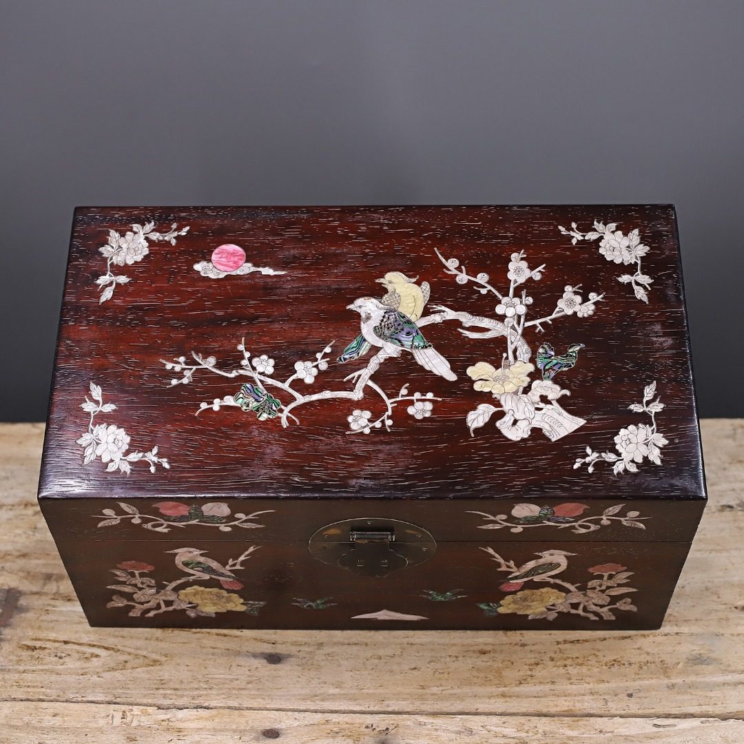 k 满金星牛毛纹小叶紫檀笔筒YZ06103