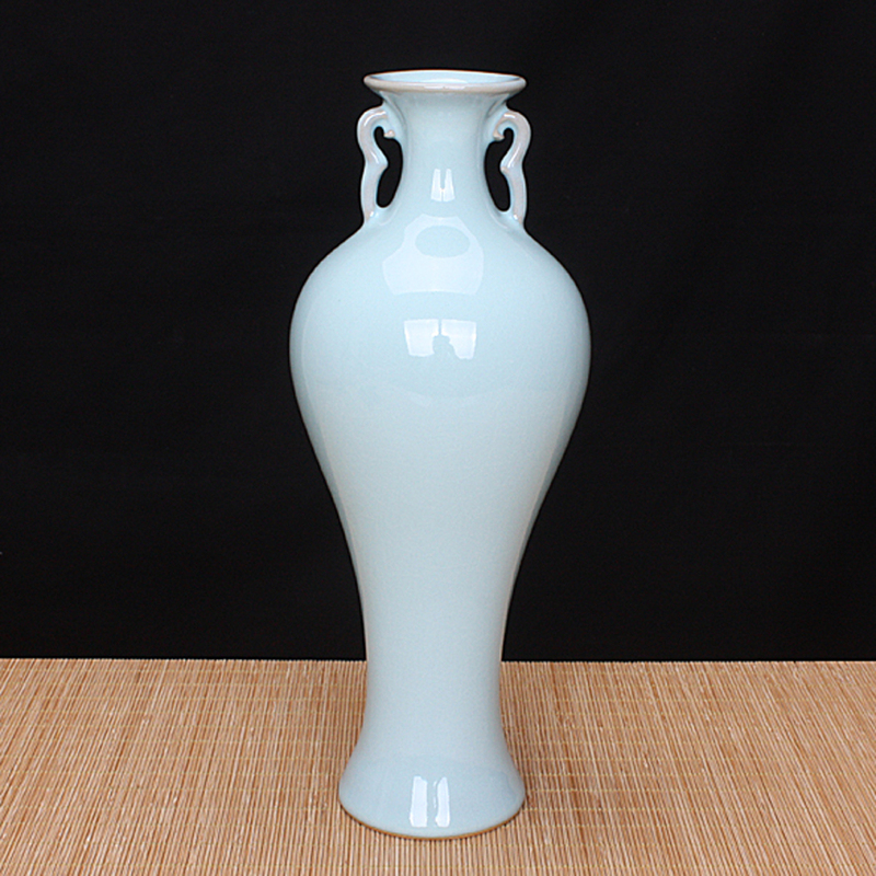 Ru Kiln Sky Blue Glaze Lady's Vase, Yùsōng Ru Porcelain, Chinese Master Craftsman Meng Yùsōng, Fine Agate Glaze