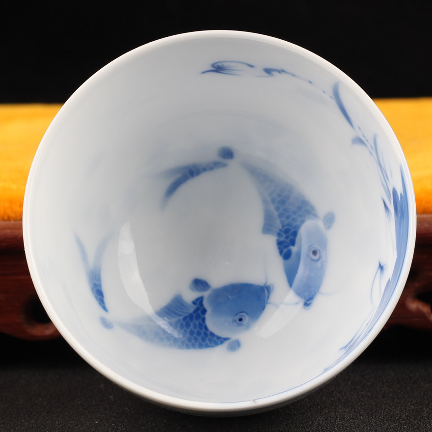 Jiangxi Provincial Arts and Crafts Artist Senior Technician Cao Lixin hand-painted blue and white cup F24