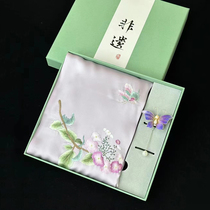 Su embroidered silk pure hand embroidered scarf velvet flower brooch set box Xi Yan Chinese style handicrafts