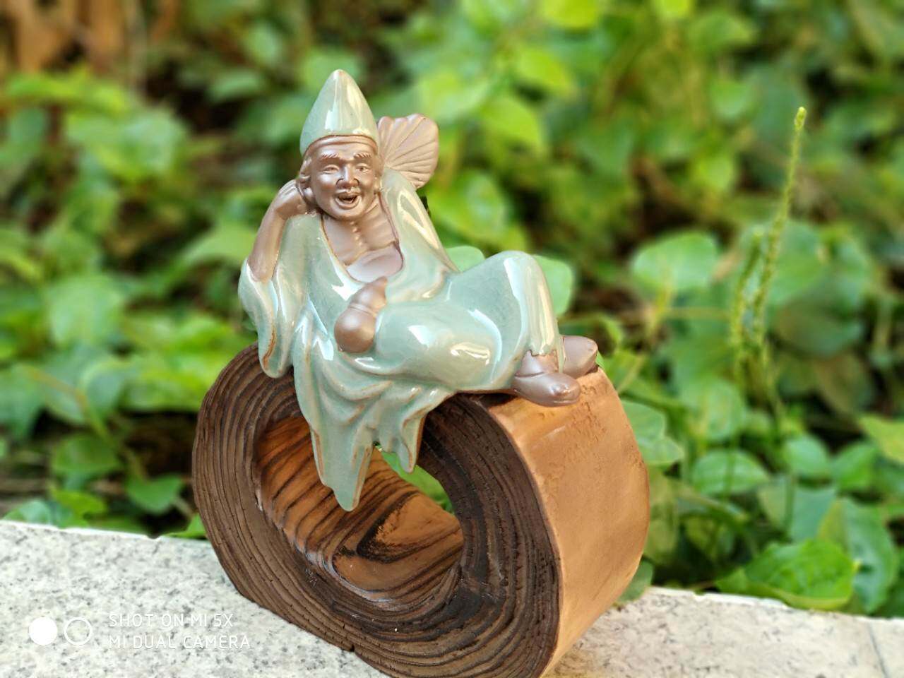 Ceramic Jigong tea pet home decoration bonsai rockery decoration