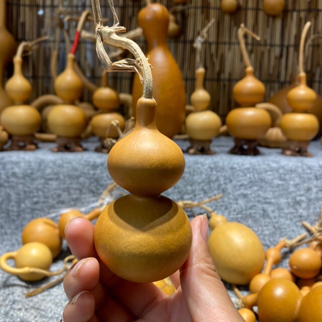 All kinds of old leather gourd special