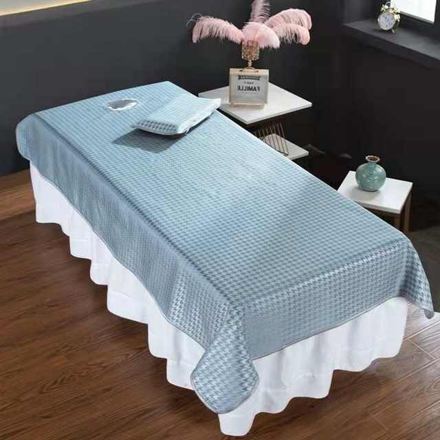 Beauty mat thickened jacquard washable physiotherapy massage salon special massage sheet ice silk mat with holes