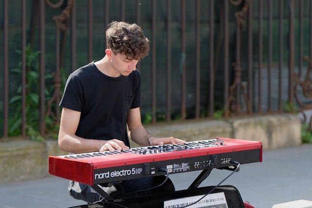 how to play seven nation army on piano