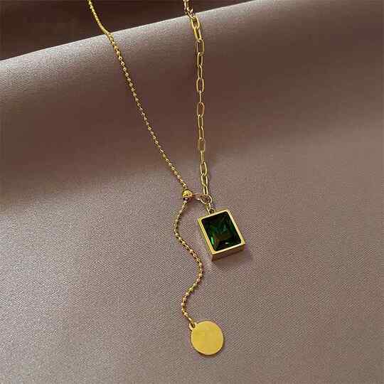 Retro Green and Black Accessible Luxury Geometric Square Splicing Necklace Clavicle Chain Niche Adjustable Cool Style Titanium Steel Neck Chain