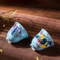 Original hand-painted high-end enamel pair of cups by the owner. Eighty-year-old national treasure master Yuan’s tea cup and wine glass.