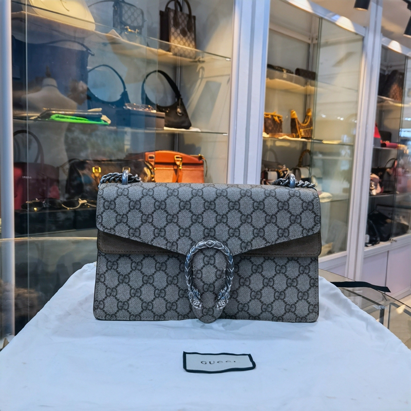 【95% New】Gucci Dionysus Small Beige Tiger Head Buckle Shoulder Bag with Metal Chain for Women 【95% New】Gucci Dionysus Small Beige Tiger Head Buckle Shoulder Bag with Metal Chain for Women