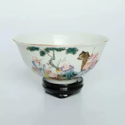 Hand-painted porcelain pastel Eighteen Lohan pattern bowl gold hammer treasure Cheng auction C1810