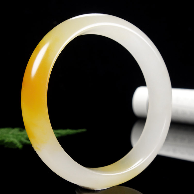 High-end collection a little red! Yunnan Longling Huanglong jade 