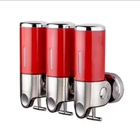 Красные три -головы